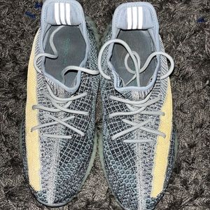 Size 11 REFLECTIVE adidas Yeezy Boost 350 V2 Blue